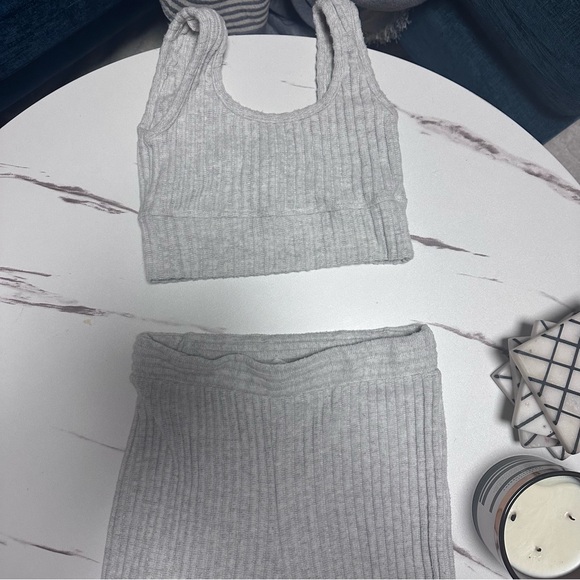 Alter’D State Ribbed Sweater Knit Set Women’s Size XS Tan Loungewear Set - Picture 2 of 7